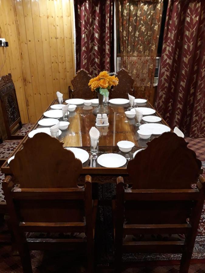 Lala Rulh Heritage Group Of Houseboats Srīnagar Екстериор снимка