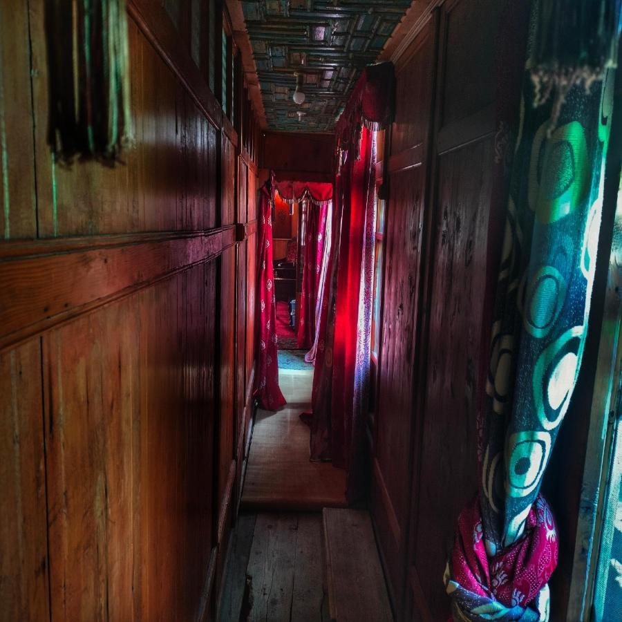 Lala Rulh Heritage Group Of Houseboats Srīnagar Екстериор снимка