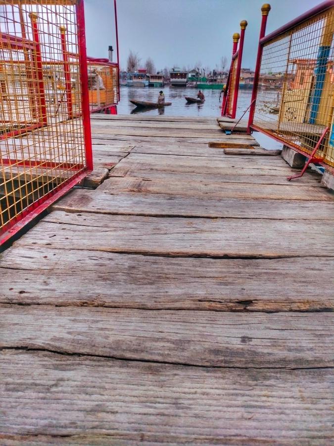 Lala Rulh Heritage Group Of Houseboats Srīnagar Екстериор снимка